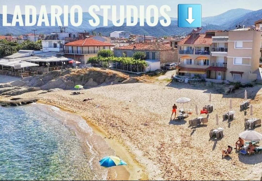 Ladario Studios Sarti Bagian luar foto
